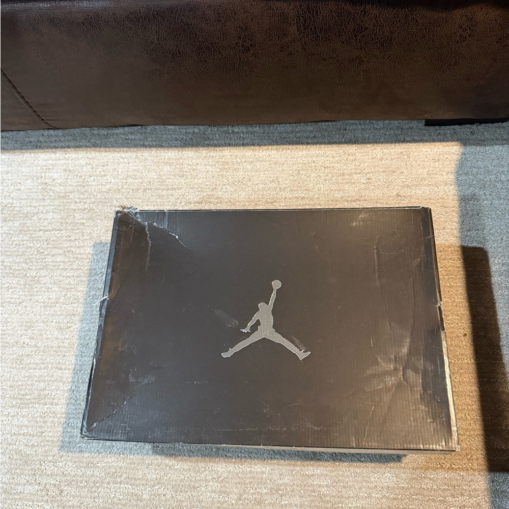 Air Jordan Retro 12’s Cool Grey - Picture 1 of 7